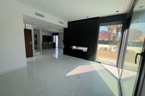 Villa a Torrevieja, Alicante, Torrevieja - € 695.000 | Ref: ks4953 - foto 6
